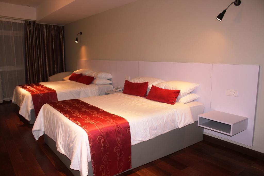 Easyrest Hotel Петалинг-Джая Номер фото