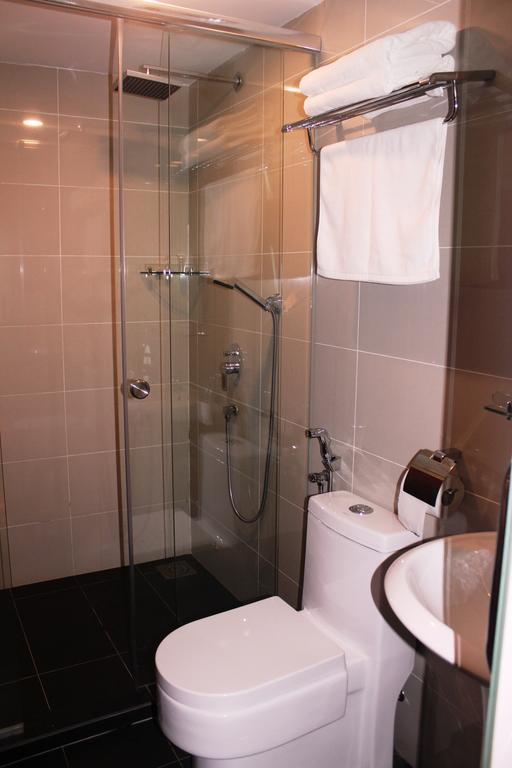 Easyrest Hotel Петалинг-Джая Номер фото